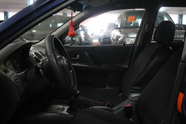 Mazda 323 BJ, 2000 г.