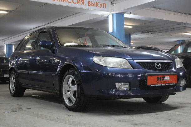 Mazda 323 BJ, 2000 г.