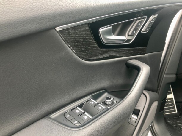 Audi Q7 4M, 7 мест, 2018 г.