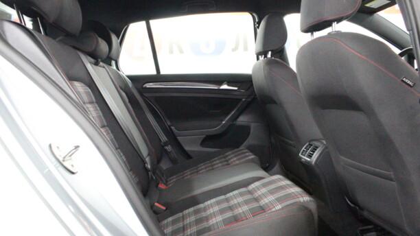 Volkswagen Golf GTI VII, 2017 г.