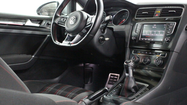 Volkswagen Golf GTI VII, 2017 г.