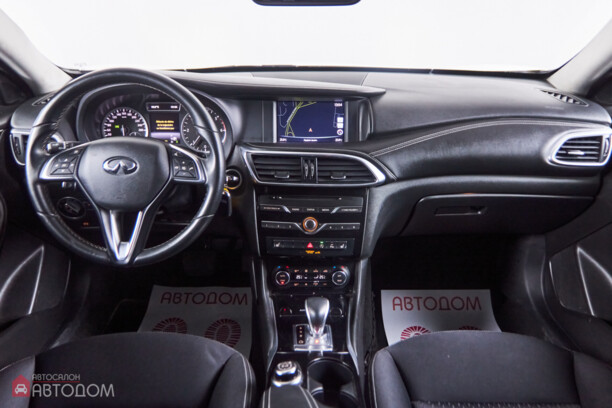 Infiniti Q30, 2016 г.
