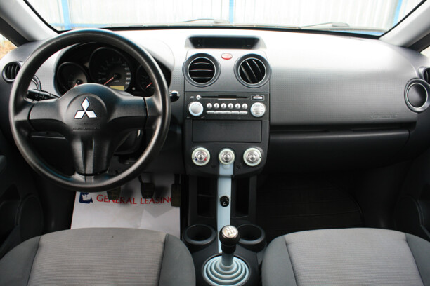 Mitsubishi Colt VI, 2005 г.