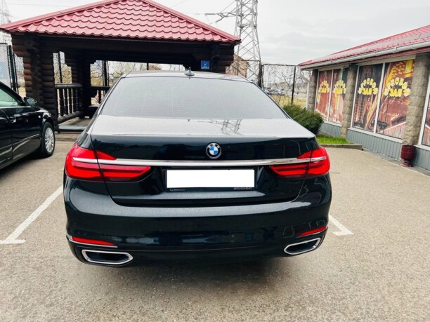 BMW 7 серия G12 (Long), 2017 г.