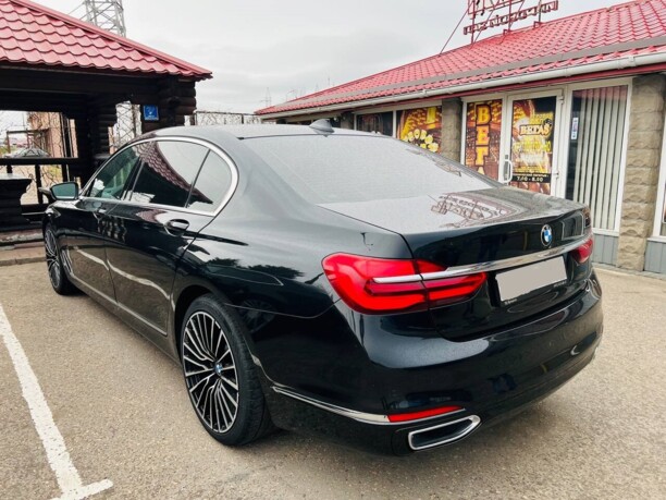 BMW 7 серия G12 (Long), 2017 г.
