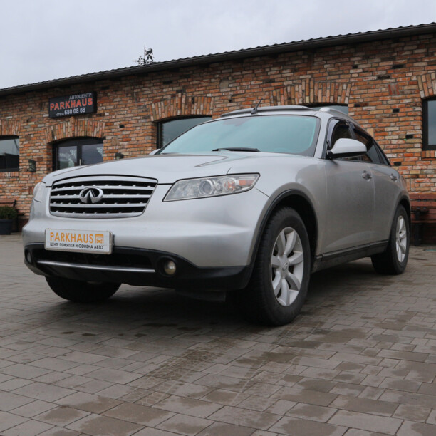 Infiniti FX I, 2005 г.