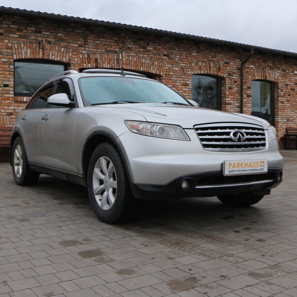 Infiniti FX I, 2005 г.