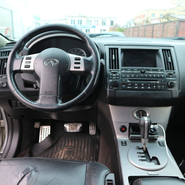 Infiniti FX I, 2005 г.