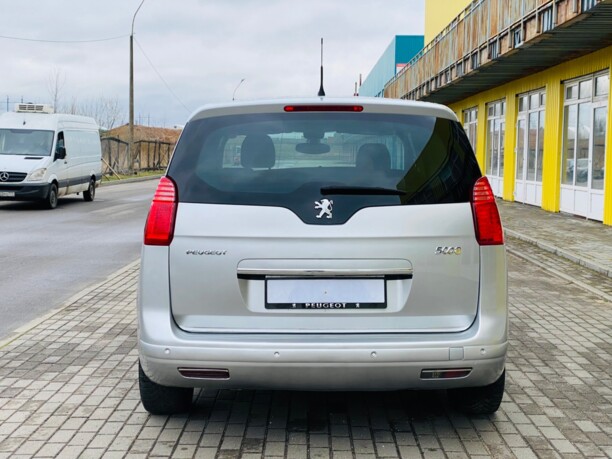 Peugeot 5008 I, 7 мест, 2010 г.