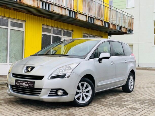 Peugeot 5008 I, 7 мест, 2010 г.