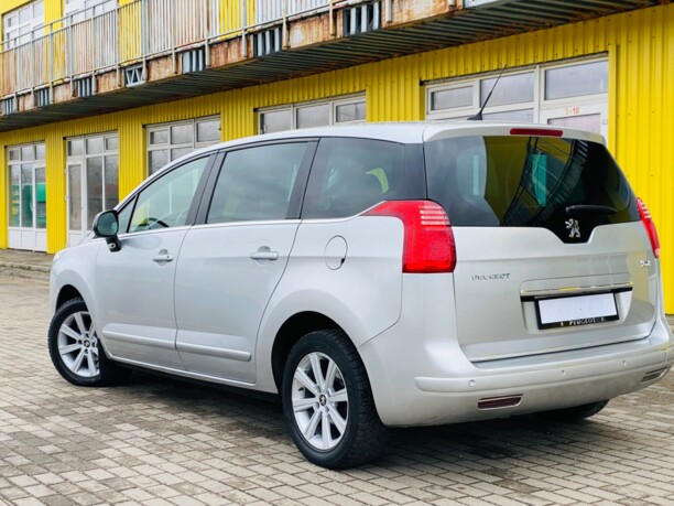 Peugeot 5008 I, 7 мест, 2010 г.