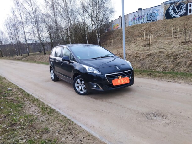Peugeot 5008 I · Рестайлинг, 7 мест, 2015 г.