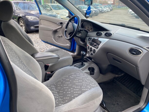 Ford Focus I · Рестайлинг, 2002 г.