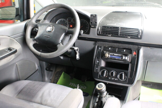 SEAT Alhambra I · Рестайлинг, 2001 г.
