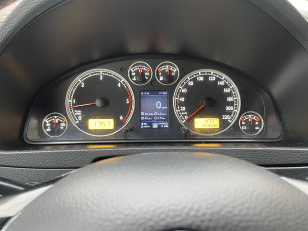 Volkswagen Multivan T5, 2008 г.