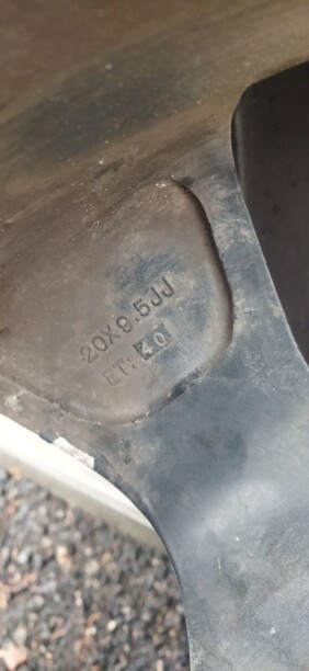 9.5x20 5x120 4 шт.