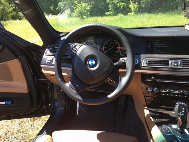 BMW 7 серия F01, F04, 2012 г.