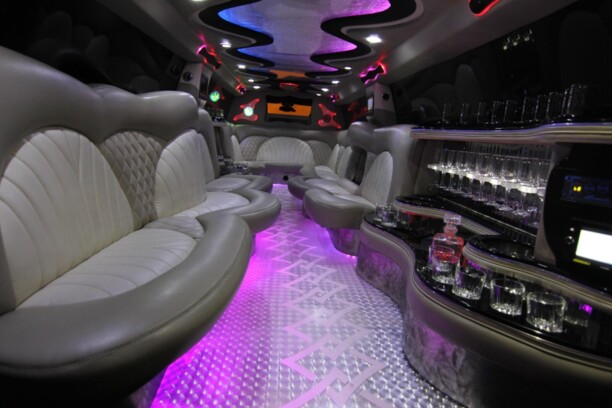 Cadillac Escalade II, 7 мест, 2005 г.