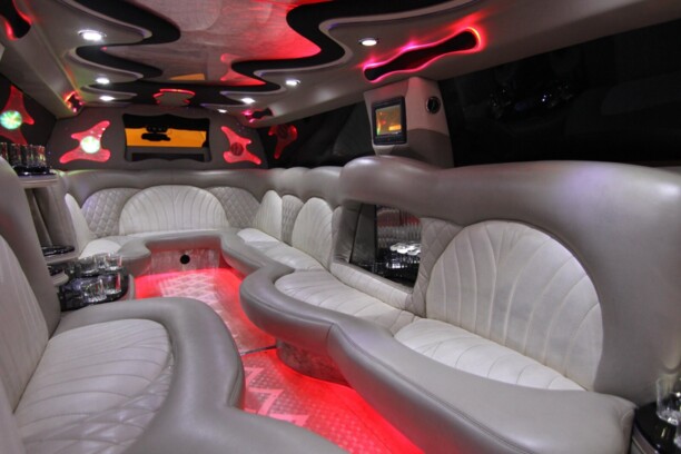 Cadillac Escalade II, 7 мест, 2005 г.