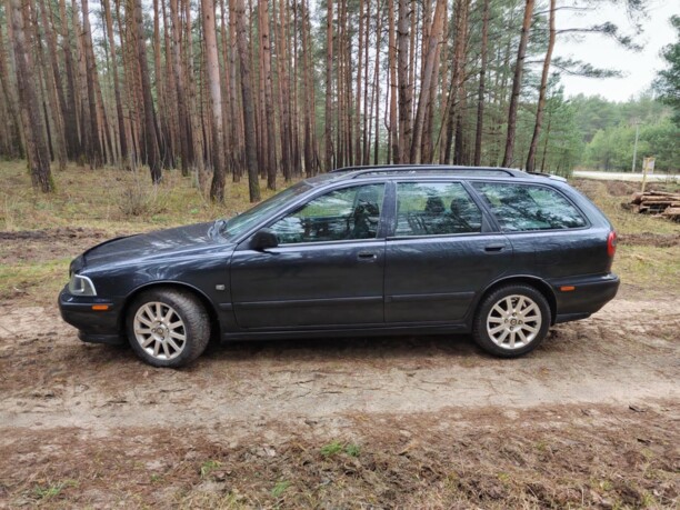 Volvo V40 I · Рестайлинг, 2000 г.