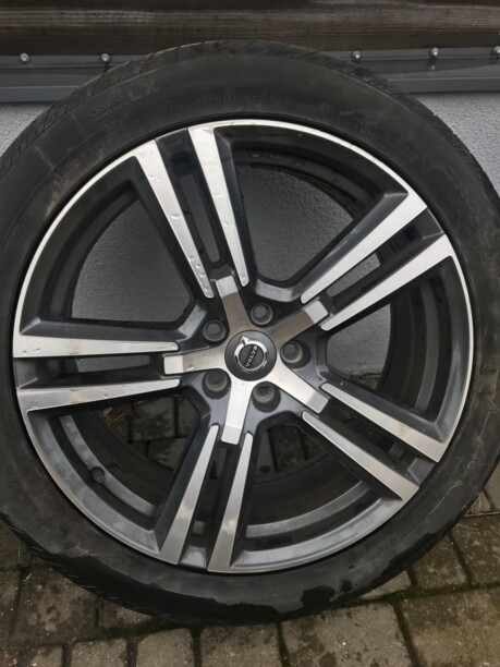 Volvo XC60 2019 8x20 5x108 2 шт.