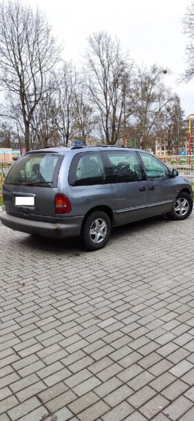 Chrysler Voyager III, 7 мест, 1996 г.