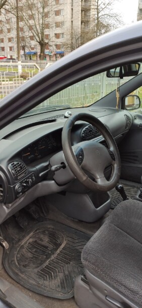 Chrysler Voyager III, 7 мест, 1996 г.