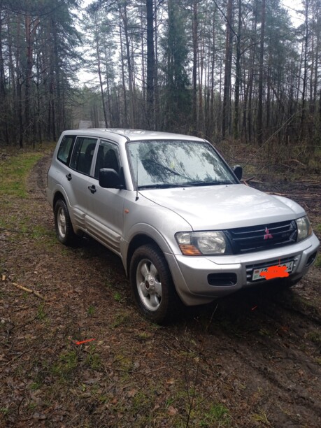 Mitsubishi Pajero III, 7 мест, 2000 г.