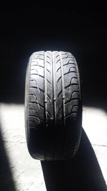 Легковые шины Kormoran 235/40 R18 4 шт.