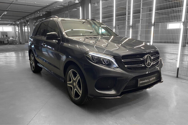 Mercedes-Benz GLE W166, 2015 г.