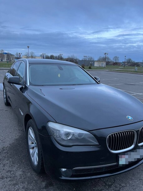 BMW 7 серия F02 (Long), 2010 г.