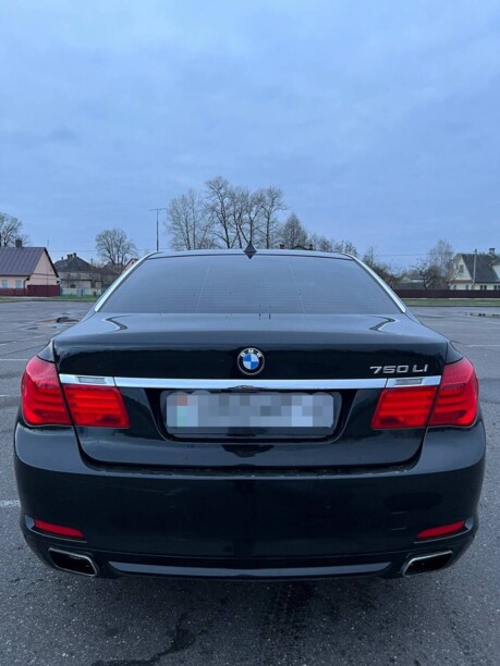 BMW 7 серия F02 (Long), 2010 г.