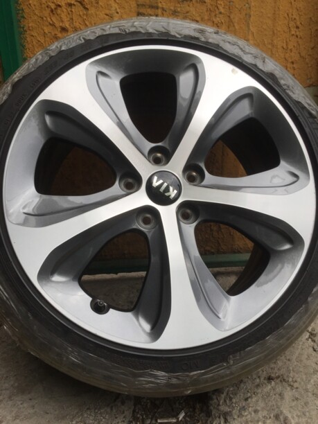 KIA 7.5x18 5x114.3 4 шт.