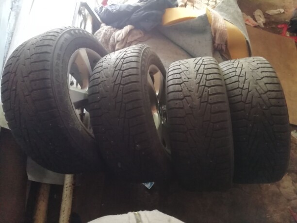 Легковые шины Nokian 255/55 R18 4 шт.