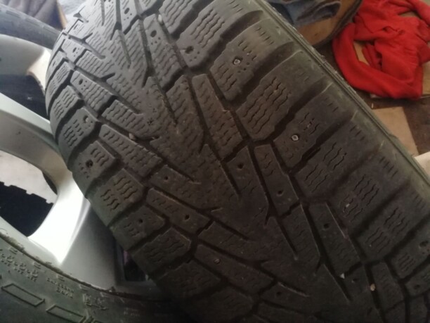 Легковые шины Nokian 255/55 R18 4 шт.