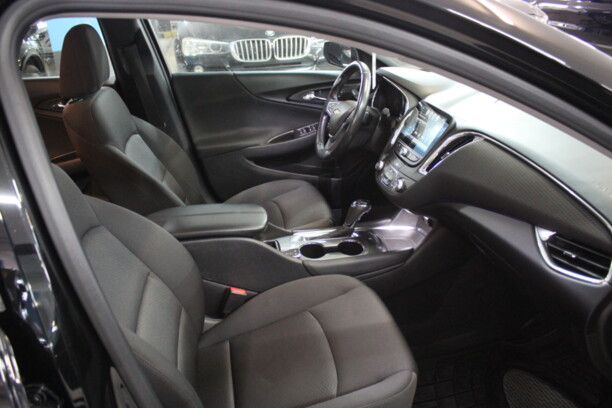 Chevrolet Malibu IX, 2017 г.
