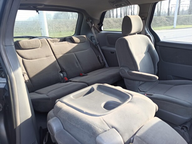 Toyota Sienna II (XL20), 7 мест, 2003 г.