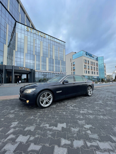 BMW 7 серия F02 (Long), 2010 г.