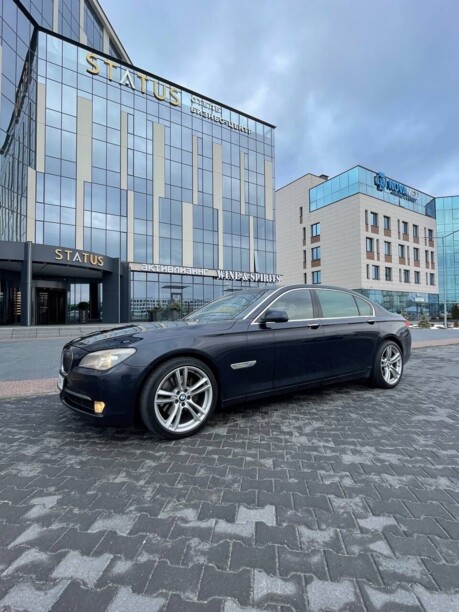 BMW 7 серия F01, F04, 2010 г.