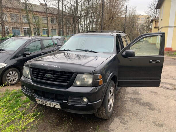 Ford Explorer III, 2003 г.