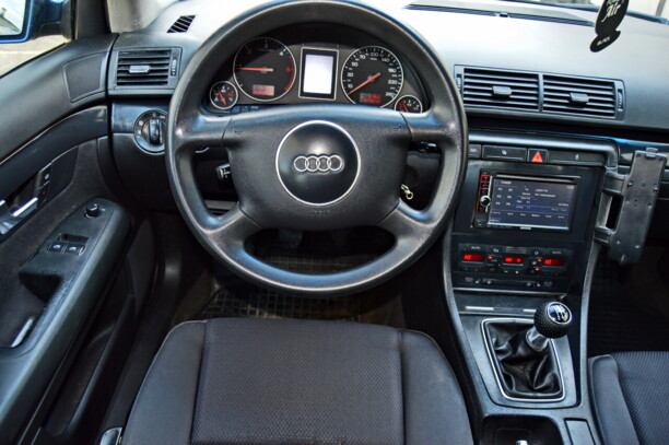 Audi A4 B6, 2003 г.