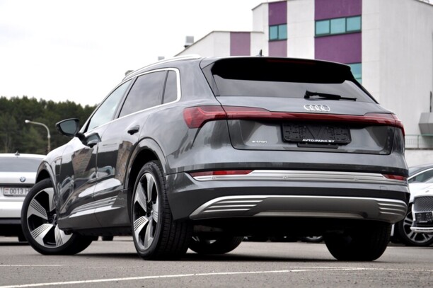 Audi e-tron, 2019 г.