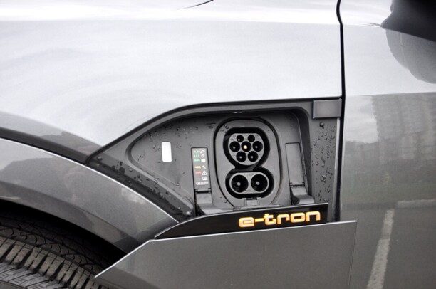 Audi e-tron, 2019 г.