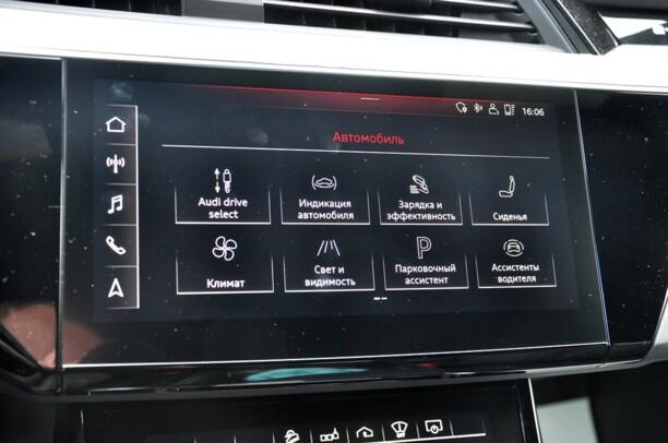 Audi e-tron, 2019 г.