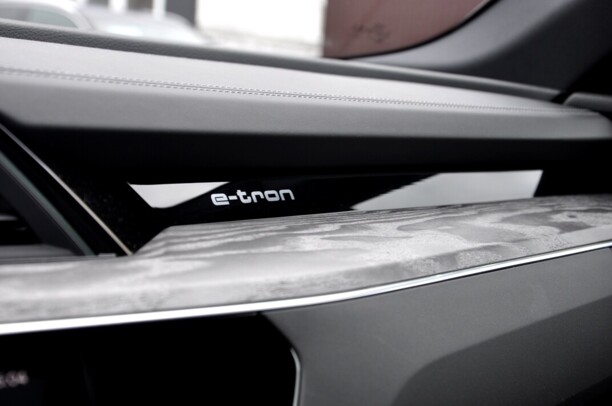 Audi e-tron, 2019 г.
