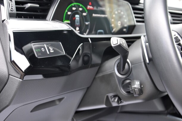 Audi e-tron, 2019 г.
