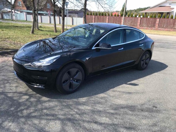 Tesla Model 3, 2018 г.