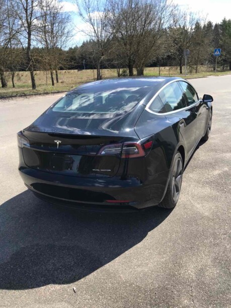 Tesla Model 3, 2018 г.