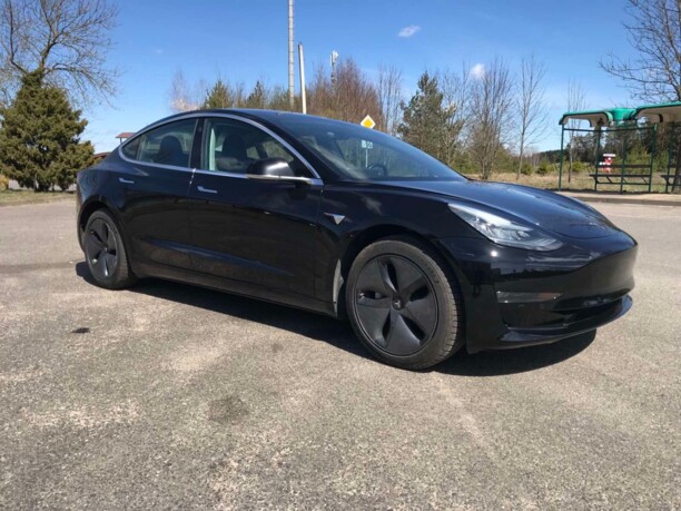 Tesla Model 3, 2018 г.