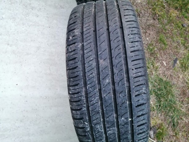 Легковые шины Barum 225/45 R17 4 шт.